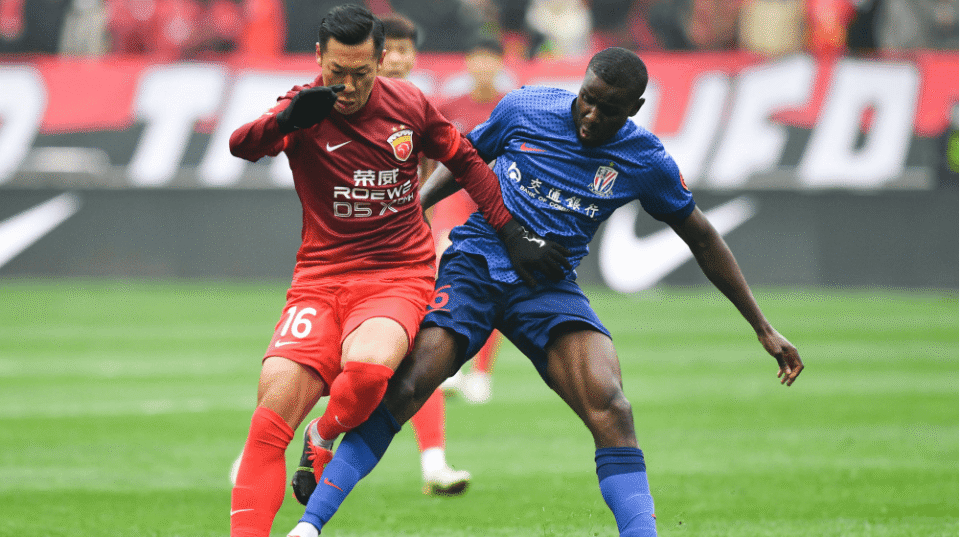 leyu乐鱼官网-前申花外援炮轰斯卢茨基：伤愈1周便让我首发 与他交恶迫使我离队